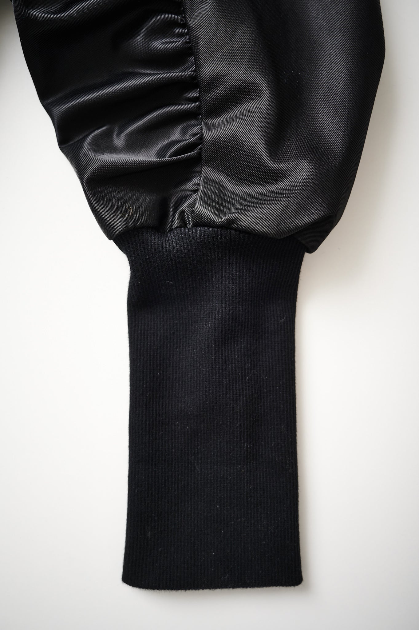 BOMBER JACKET - BLACK - MUCINA